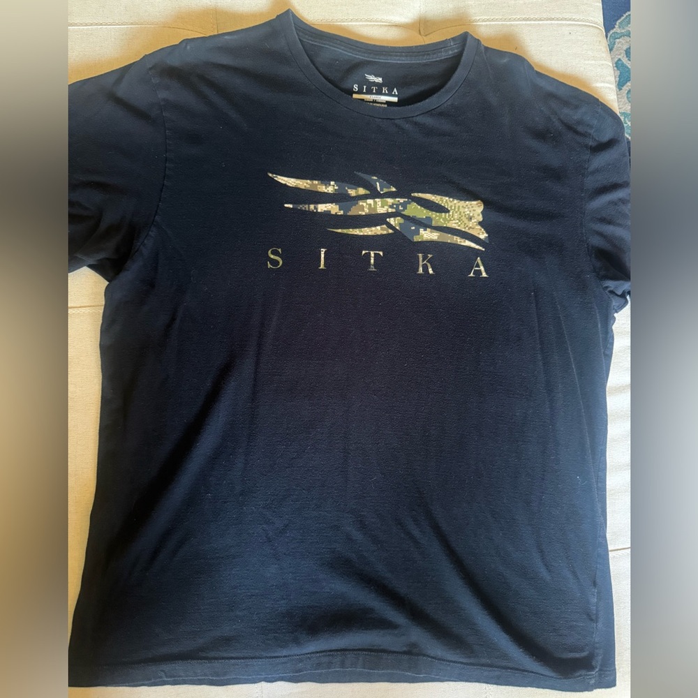 Sitka Men's Black Short Sleeve Logo Tee with Gold Accent